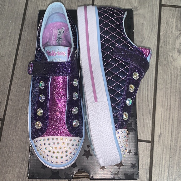 NWB Skechers Limited edition twinkle toes - Picture 1 of 6